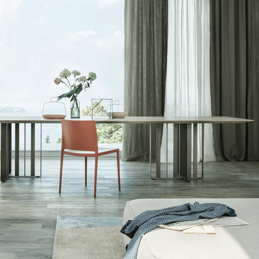 Chic Charisma Dining Table (6-8 Seater)