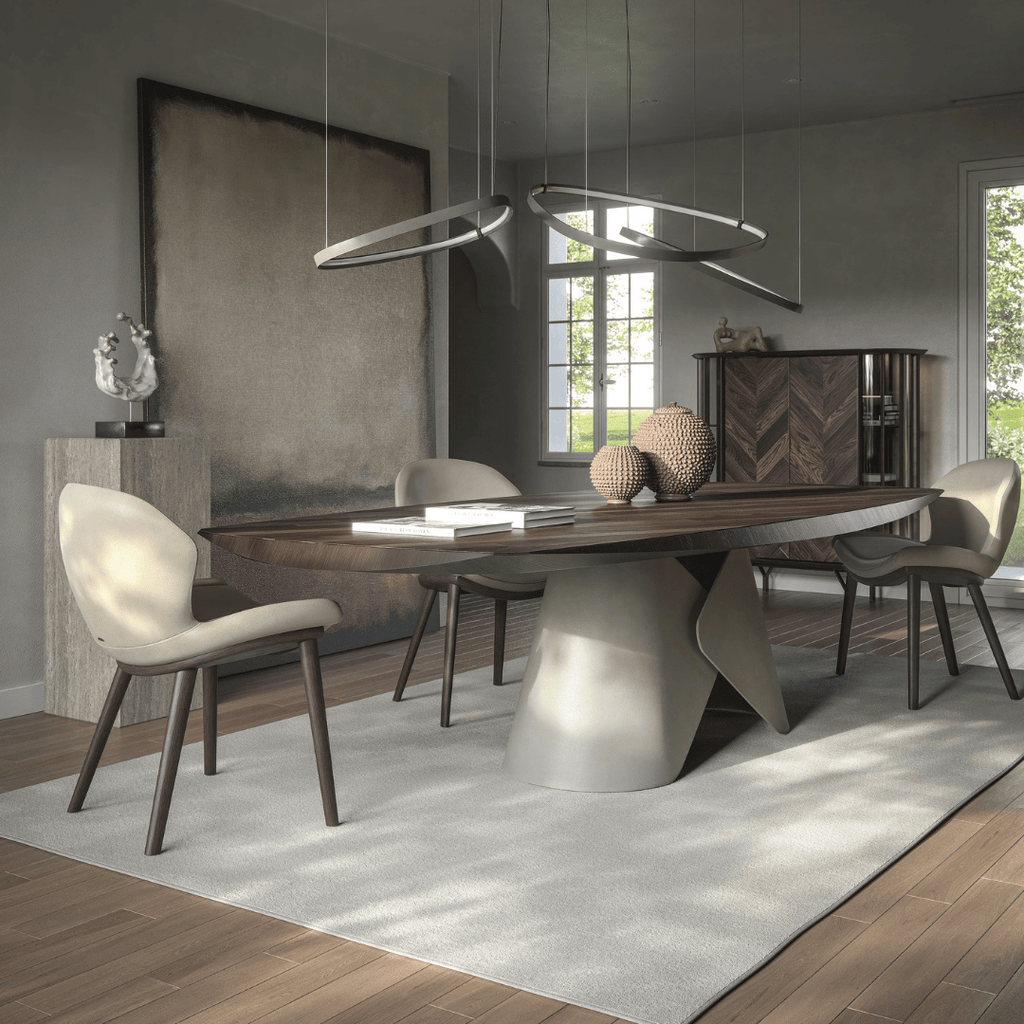 Classic Oak Dining Table (6-8 Seater)